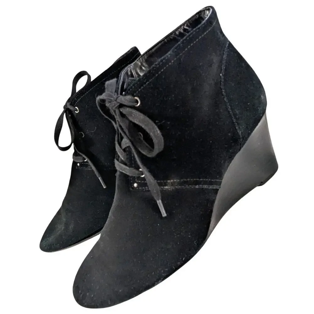 LAUREN BY RALPH LAUREN! BLACK GENUINE SUEDE LEATHER WEDGE ANKLE BOOTS! SZ 7.5B